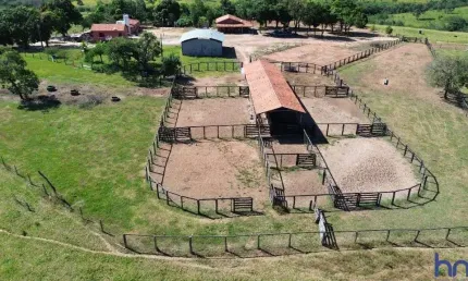 Fazenda à venda na Estrada Vicinal Municipal De Varjão De Minas, km 1,5, Zona Rural, Varjão de Minas
