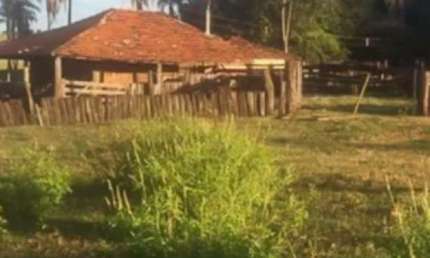 FAZENDA DE DUPLA APTIDÃO COM 37 ALQUEIRES EM SANTA VITÓRIA-MG