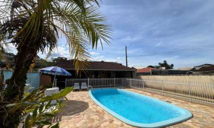 Casa com 4 quartos à venda na Rua Guararapes, 266, Floresta, Joinville