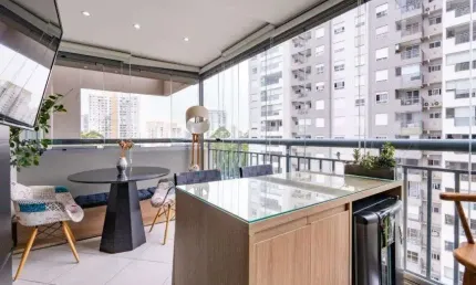 Aconchegante apartamento com 02 suítes + 2 vagas – 81 metros úteis!