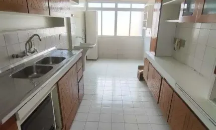 Apartamento com vista livre, em uma rua sem saída e segura com controlador de acesso