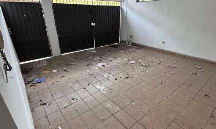 Prédio Comercial próximo do centro de Taboão da Serra!