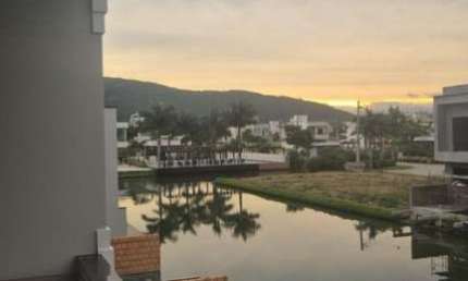 Casa alto padrão em Biguaçu na grande Florianópolis