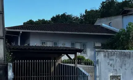 Casa à venda em Joinville, João Costa, com 4 quartos, com 120 m²