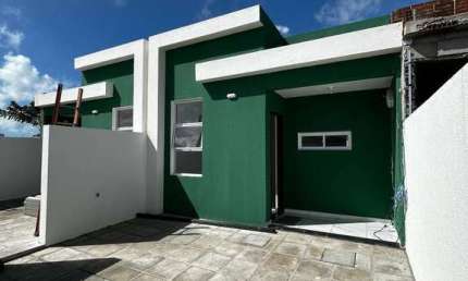 Casa Linda em Gramame: 2 Quartos, Suíte e Acabamento de Alta Qualidade