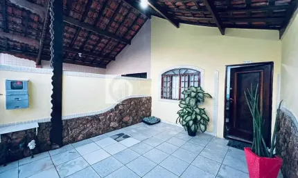 Casa com 2 quartos à venda na Rua Carmem Molon Zaccaro, 967, Balneário Maracanã, Praia Grande