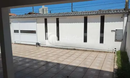 Casa isolada 2 dorms, com edícula, real, praia grande