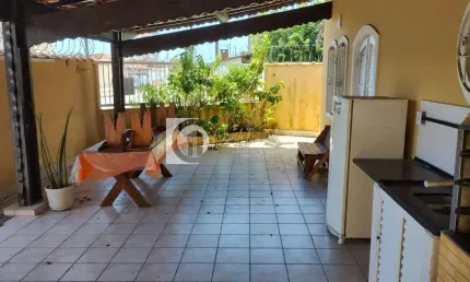 Casa 1 quadra da Praia, 3 dorms, Real, Praia Grande