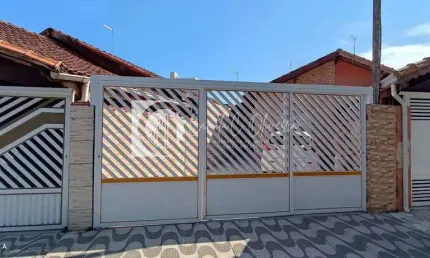 Casa Geminada 100 metros da praia, 2 quartos, Real, PG