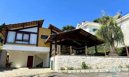 Casa para Venda em Teresópolis, QUEBRA FRASCOS, 3 dormitórios, 2 suítes, 3 banheiros, 4 vagas