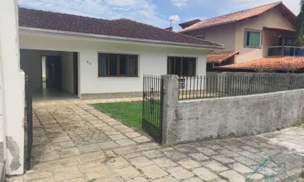 Casa para Venda em Teresópolis, FAZENDINHA, 3 dormitórios, 1 suíte, 3 banheiros, 2 vagas