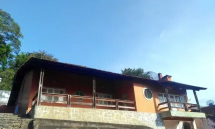 Casa para Venda em Teresópolis, TIJUCA, 4 dormitórios, 2 suítes, 4 banheiros, 2 vagas