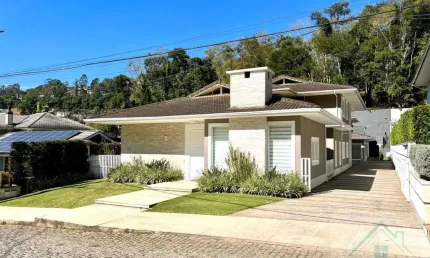 Casa para Venda em Teresópolis, PARQUE DO IMBUÍ, 5 dormitórios, 5 suítes, 8 banheiros, 4 vagas