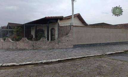 Casa Isolada com 3 dormitórios à venda, 149 m² por R$ 700.000 - Vilamar - Praia Grande/SP