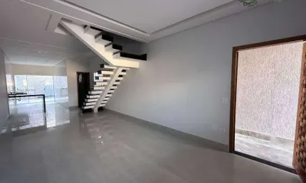 Sobrado com 3 dormitórios à venda, 125 m² por R$ 780.000,00 - Vila Assunção - Praia Grande/SP