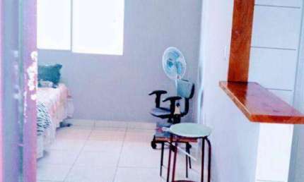 Kitnet com 1 dormitório à venda, 27 m² por R$ 190.000 - Vila Guilhermina - Praia Grande/SP