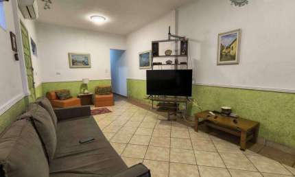 Casa com 2 dormitórios à venda, 115 m² por R$ 550.000,00 - Vila Guilhermina - Praia Grande/SP