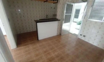 Apartamento com 2 dormitórios à venda, 48 m² por R$ 240.000 - Vila Guilhermina - Praia Grande/SP