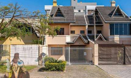 Sobrado com 3 dormitórios à venda, 148 m² por R$ 760.000,00 - Cajuru - Curitiba/PR