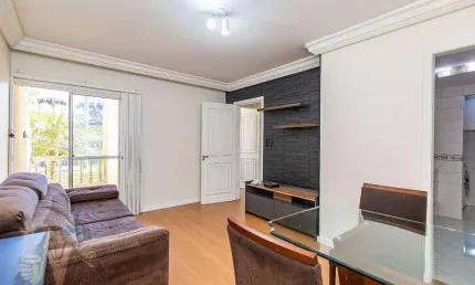 Apartamento com 2 dormitórios para alugar, 51 m² por R$ 2.812,54/mês - Novo Mundo - Curitiba/PR
