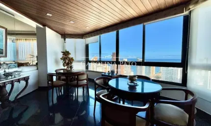 Apartamento magnífico com vista belíssima do mar e da cidade