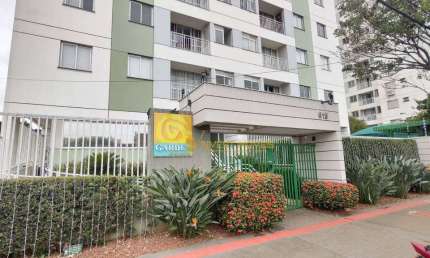 Apartamento com 3 quartos para alugar na Avenida José Gabriel de Oliveira, Aurora, Londrina