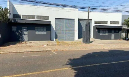 Barracão / Galpão / Depósito com 2 salas para alugar na Avenida das Maritacas, Indústrias Leves, Londrina