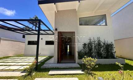Linda casa alto padrão com 3 dormitórios e espaço gourmet no Horto Florestal em Ubatuba!