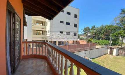 Pousada com 4 apartamentos independentes na praia da Maranduba em Ubatuba!