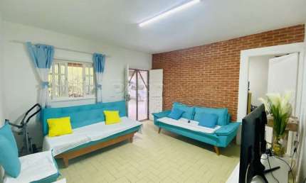 Ótima casa com edícula a apenas 300 metros do mar na praia do Lázaro em Ubatuba!