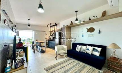APARTAMENTO À VENDA NA MELHOR LOCALIZAÇÃO DA PRAIA DO ITAGUÁ EM UBATUBA!