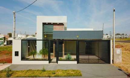 Casa com 124.07 m² e 3 Quartos à Venda no Bom Jardim - Maringá