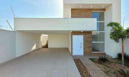Casa com 129.79 m² e 3 Quartos à Venda no Bom Jardim - Maringá