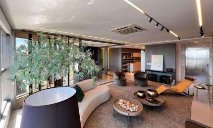 Apartamento com 179.4 m² à Venda na Zona Armazém - Maison Constantine - Maringá