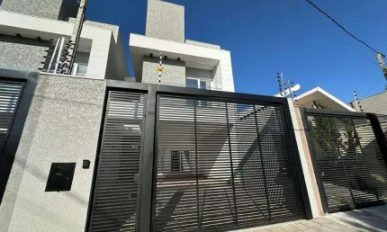 Sobrado à venda em Maringá, Jardim Paris VI, com 3 suítes, com 197.27 m²