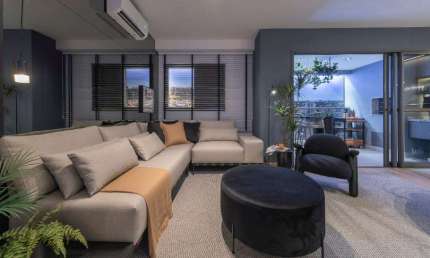 Apartamento à venda em Maringá, Zona 08, com 2 quartos, com 81.81 m², Cosmopolitan - Yticon
