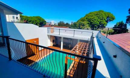 Casa com 312.51 m² e 3 Quartos à Venda no Jardim Tabaete - Maringá