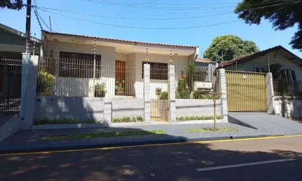 Casa com 172 m² e 3 Quartos à Venda no Parque Residencial Patrícia - Maringá