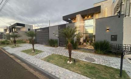 Casa com 159.76 m² e 3 Quartos à Venda no Jardim Munique - Maringá