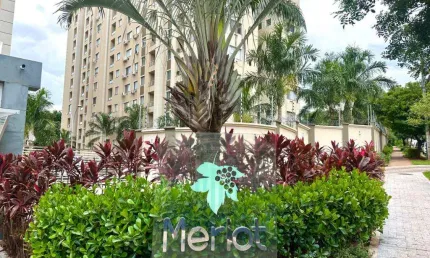 Apartamento com 50.03 m² e 2 Quartos à Venda no Loteamento Malbec - Maringá