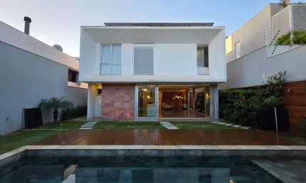 Sobrado com 341,83m² e 4 suítes à venda no azaléia park - maringá