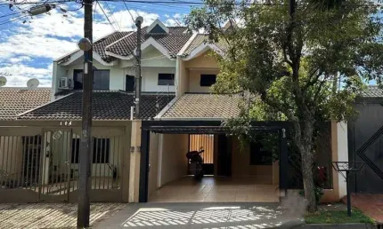Sobrado à venda em Maringá, Jardim Imperial II, com 3 quartos, com 199.02 m²
