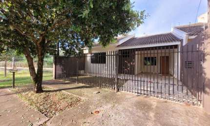 Casa para alugar em Maringá, Jardim Brasil, com 2 quartos, com 75 m²
