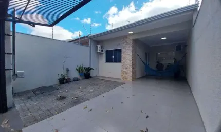 Casa à venda em Maringá, Loteamento Batel, com 3 quartos, com 104.74 m²