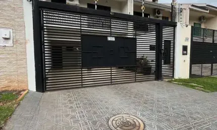 Casa para alugar em Maringá, Jardim Imperial II, com 3 quartos, com 160.5 m²