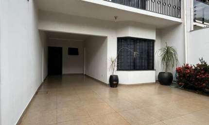 Sobrado à venda em Maringá, Jardim Imperial II, com 3 quartos, com 160.51 m²