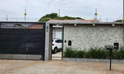 Casa à venda em Maringá, Conjunto Residencial Ney Braga, com 3 quartos, com 154.47 m²
