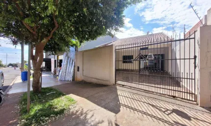 Casa para alugar em Maringá, Jardim Dias I, com 3 quartos, com 119.96 m²