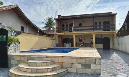 Casa para Venda em Itanhaém, Gaivota, 2 dormitórios, 2 banheiros, 5 vagas