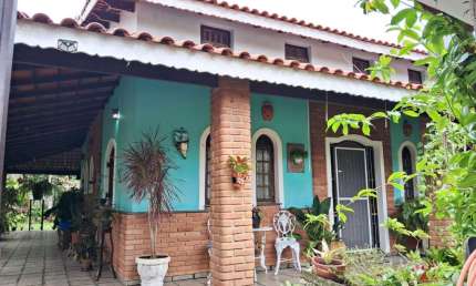 Casa para Venda em Itanhaém, Regina, 3 dormitórios, 1 suíte, 1 banheiro, 4 vagas